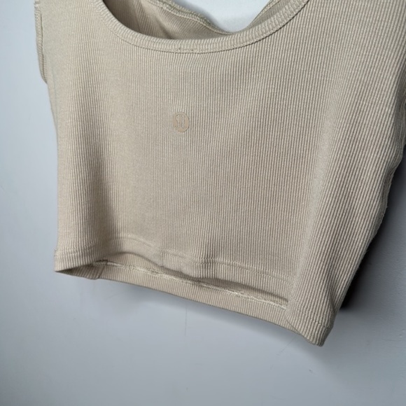 Lululemon LA Front Cut-Out Crop Tank in Trench - Picture 7 of 7